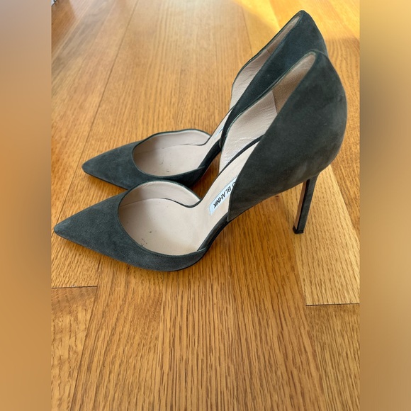 Manolo Blahnik Forest Green Heels - Picture 2 of 4